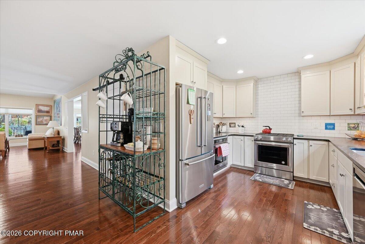 111 Spinnler Point Road Tafton, PA 18464 - Photo 47 of 148 048-045_DSC_3973