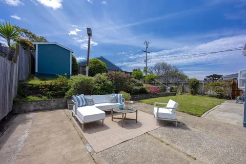 $1,075,000 | 304 Nelson Avenue, Pacifica, CA 94044