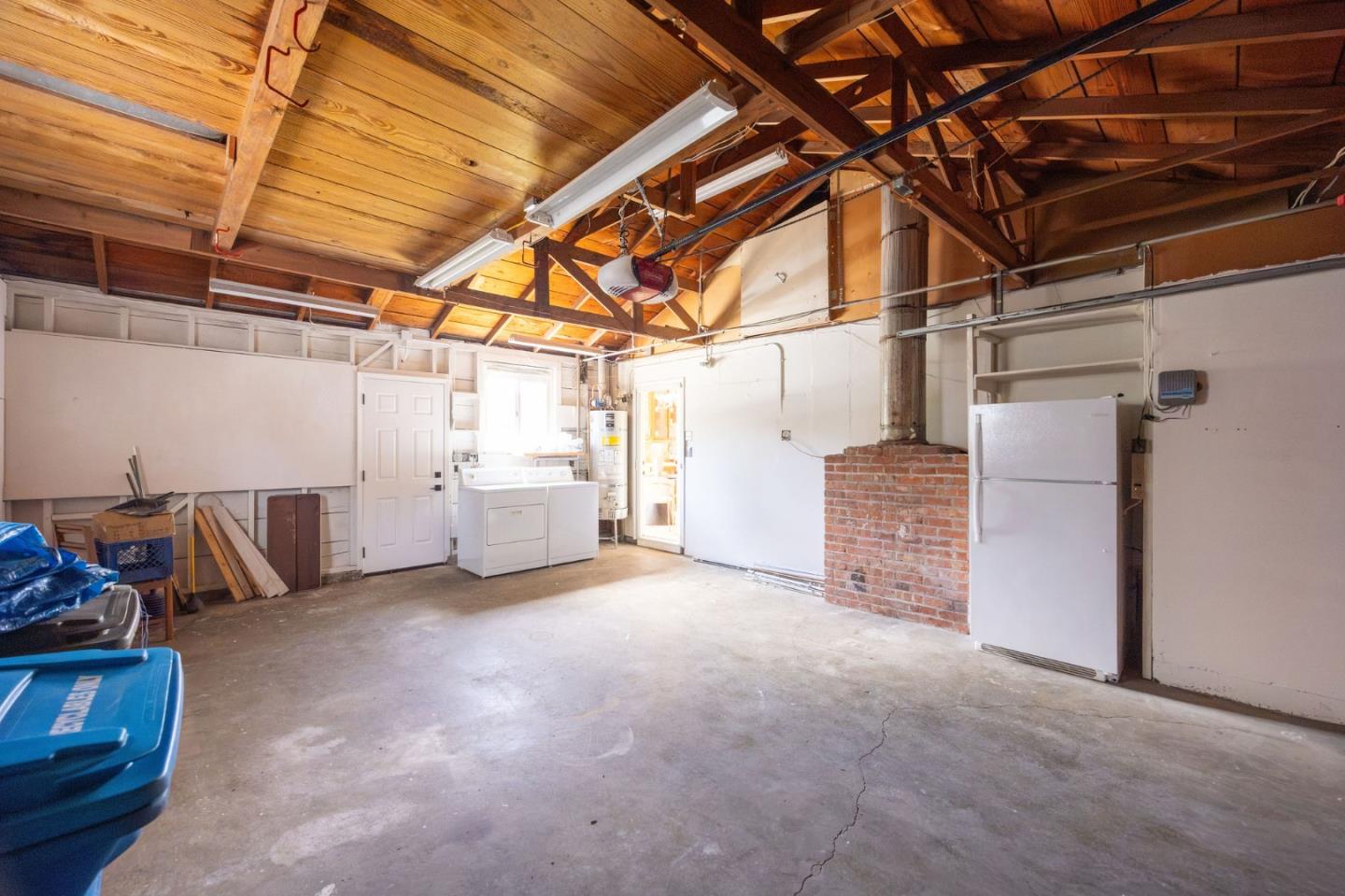 304 Nelson Avenue Pacifica, CA 94044 - Photo 36 of 39 a view of empty room with wooden ceiling