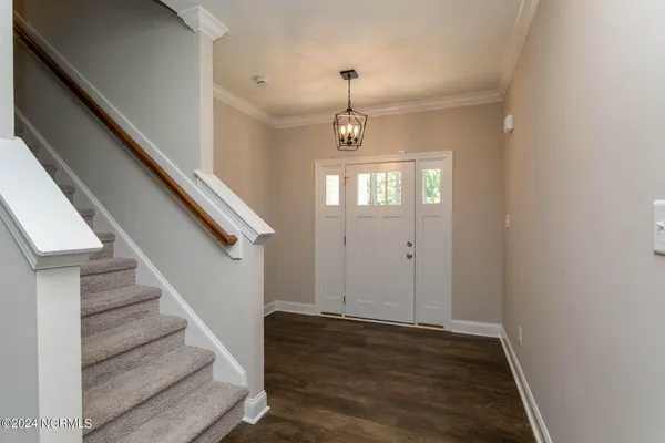 $465,900 | 519 North Sycamore Street, Aberdeen, NC 28315
