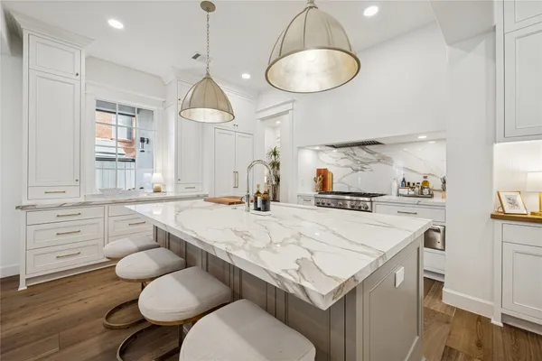 $7,500 | 2031 Sheridan Street, Unit A, Houston, TX 77030