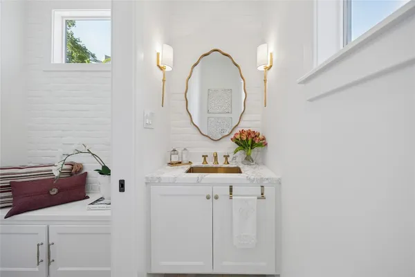 $12,500 | 2031 Sheridan Street, Unit A, Houston, TX 77030