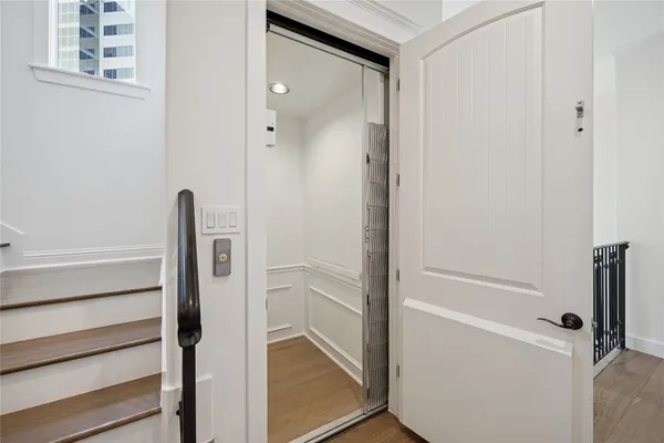 $12,500 | 2031 Sheridan Street, Unit A, Houston, TX 77030