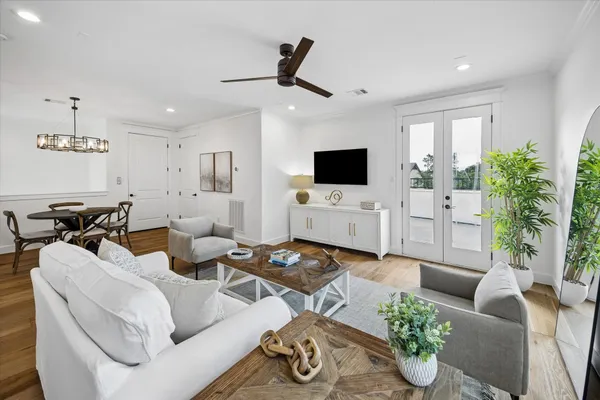 $12,500 | 2031 Sheridan Street, Unit A, Houston, TX 77030