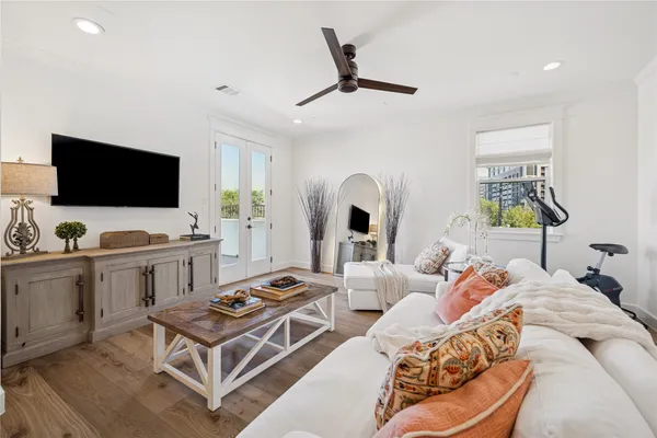 $7,500 | 2031 Sheridan Street, Unit A, Houston, TX 77030