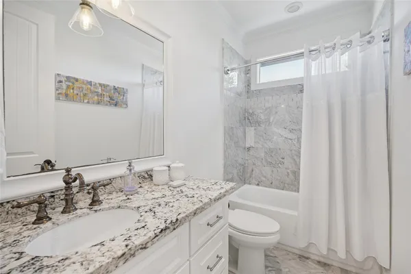 $7,500 | 2031 Sheridan Street, Unit A, Houston, TX 77030