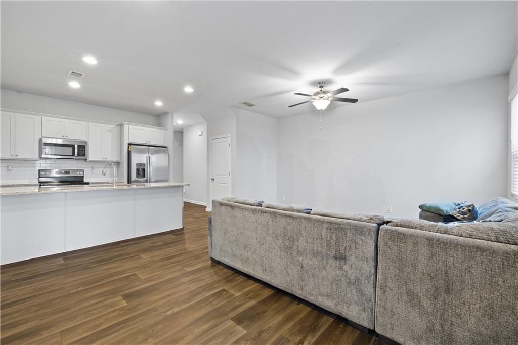 2805 Ridgeview Drive Atlanta, GA 30331 - Photo 11 of 25