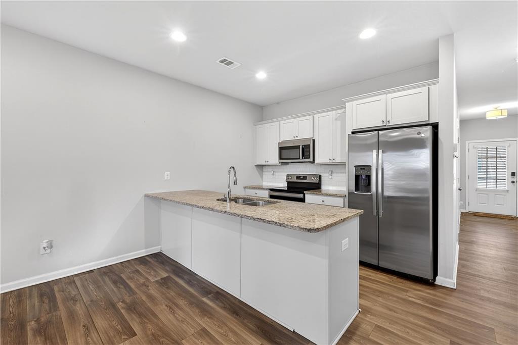 2805 Ridgeview Drive Atlanta, GA 30331 - Photo 6 of 25