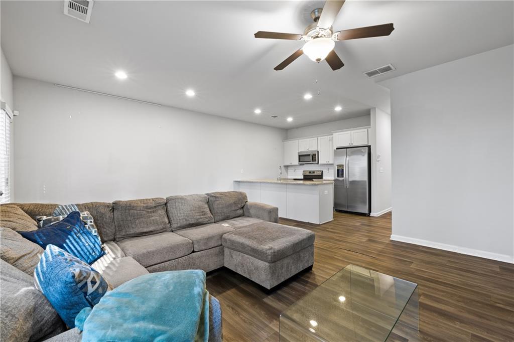 2805 Ridgeview Drive Atlanta, GA 30331 - Photo 10 of 25