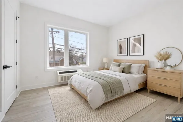 $2,800 | 487 Market Street, Unit 202, Saddle Brook, NJ 07663