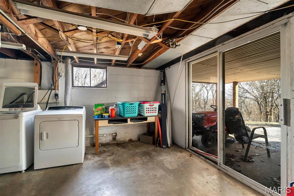 5209 Roberta Drive High Ridge, MO 63049 - Photo 17 of 28