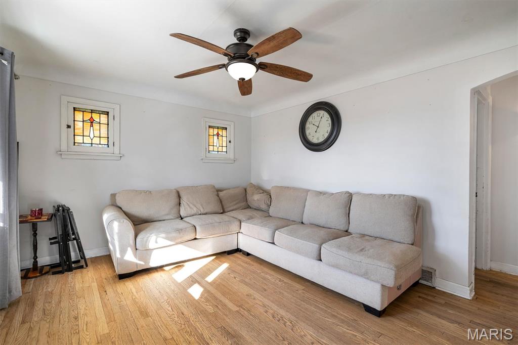 5209 Roberta Drive High Ridge, MO 63049 - Photo 4 of 28