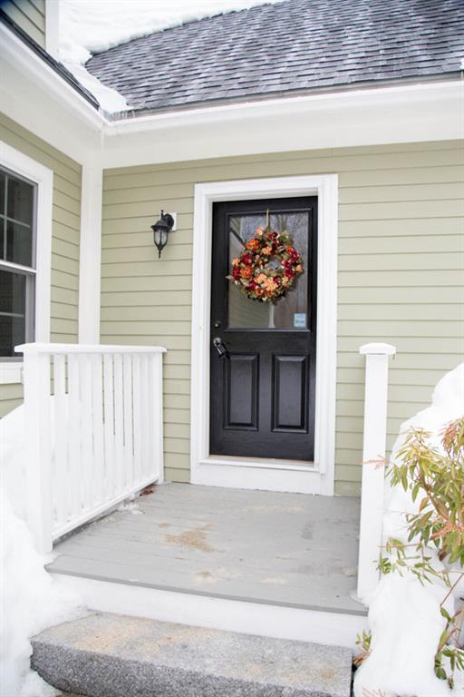 24 Arundel Road Gray, ME 04071 - Photo 4 of 24 FRONT DOOR