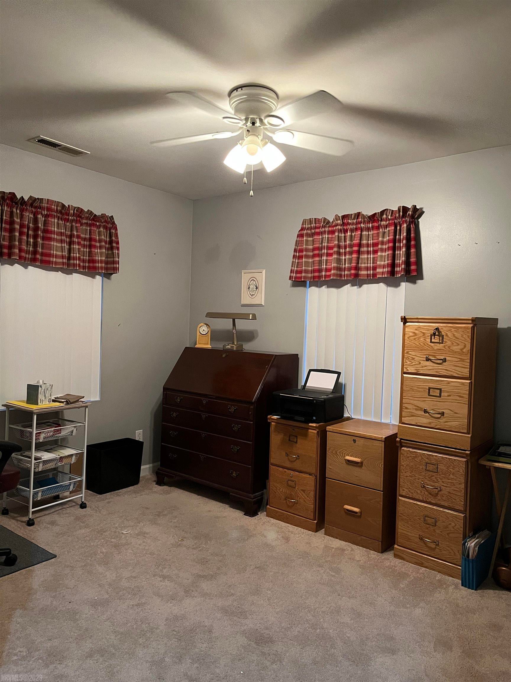 2289 Peppers Ferry Road Pulaski, VA 24301 - Photo 11 of 25 Gallery Image 11