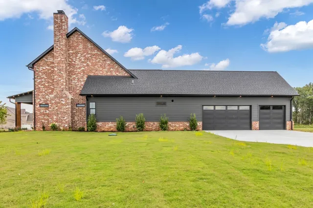 $1,119,900 | 7209 Denton Drive, Bell Buckle, TN 37020