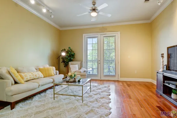 $1,850 | 3390 Nicholson Drive, Unit C305, Baton Rouge, LA 70802