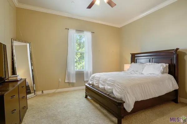 $1,850 | 3390 Nicholson Drive, Unit C305, Baton Rouge, LA 70802