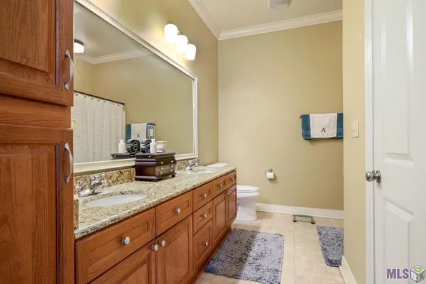 $1,850 | 3390 Nicholson Drive, Unit C305, Baton Rouge, LA 70802