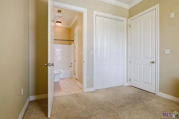 $1,850 | 3390 Nicholson Drive, Unit C305, Baton Rouge, LA 70802