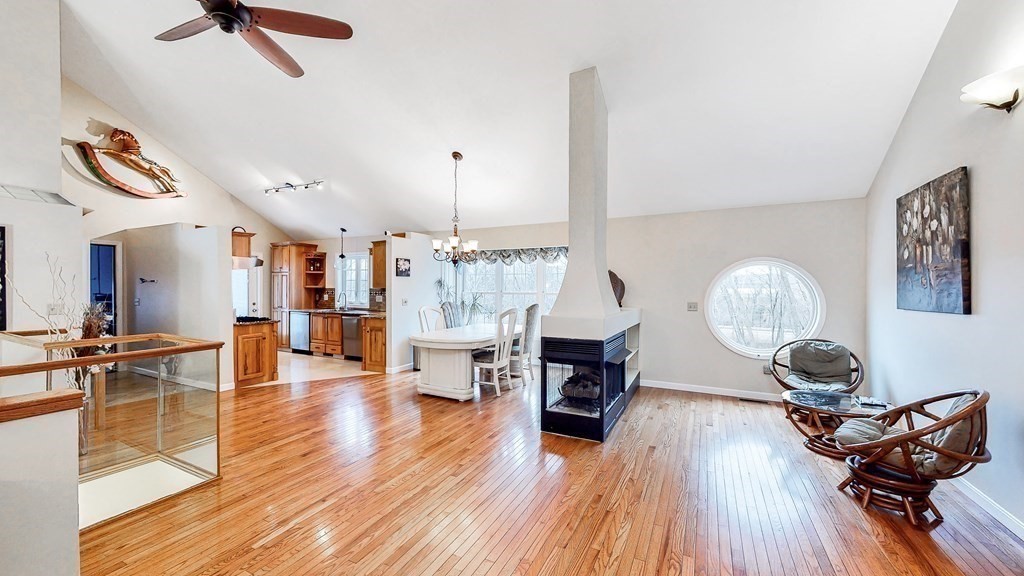44 Munger Road Chicopee, MA 01020 - Photo 4 of 42 Gallery Image 4