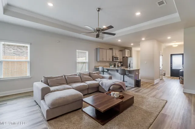 $2,100 | 17762 Kelso Drive, D'Iberville, MS 39540