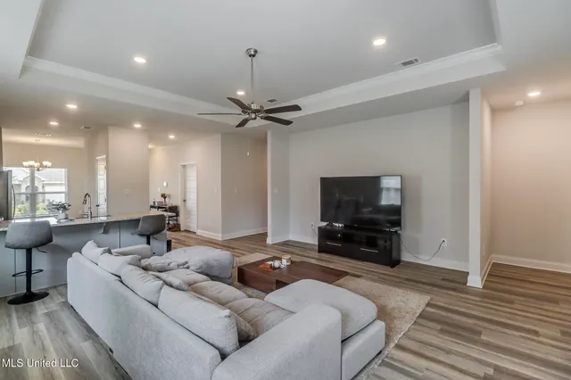 $2,100 | 17762 Kelso Drive, D'Iberville, MS 39540