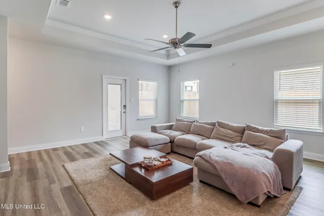 $2,100 | 17762 Kelso Drive, D'Iberville, MS 39540