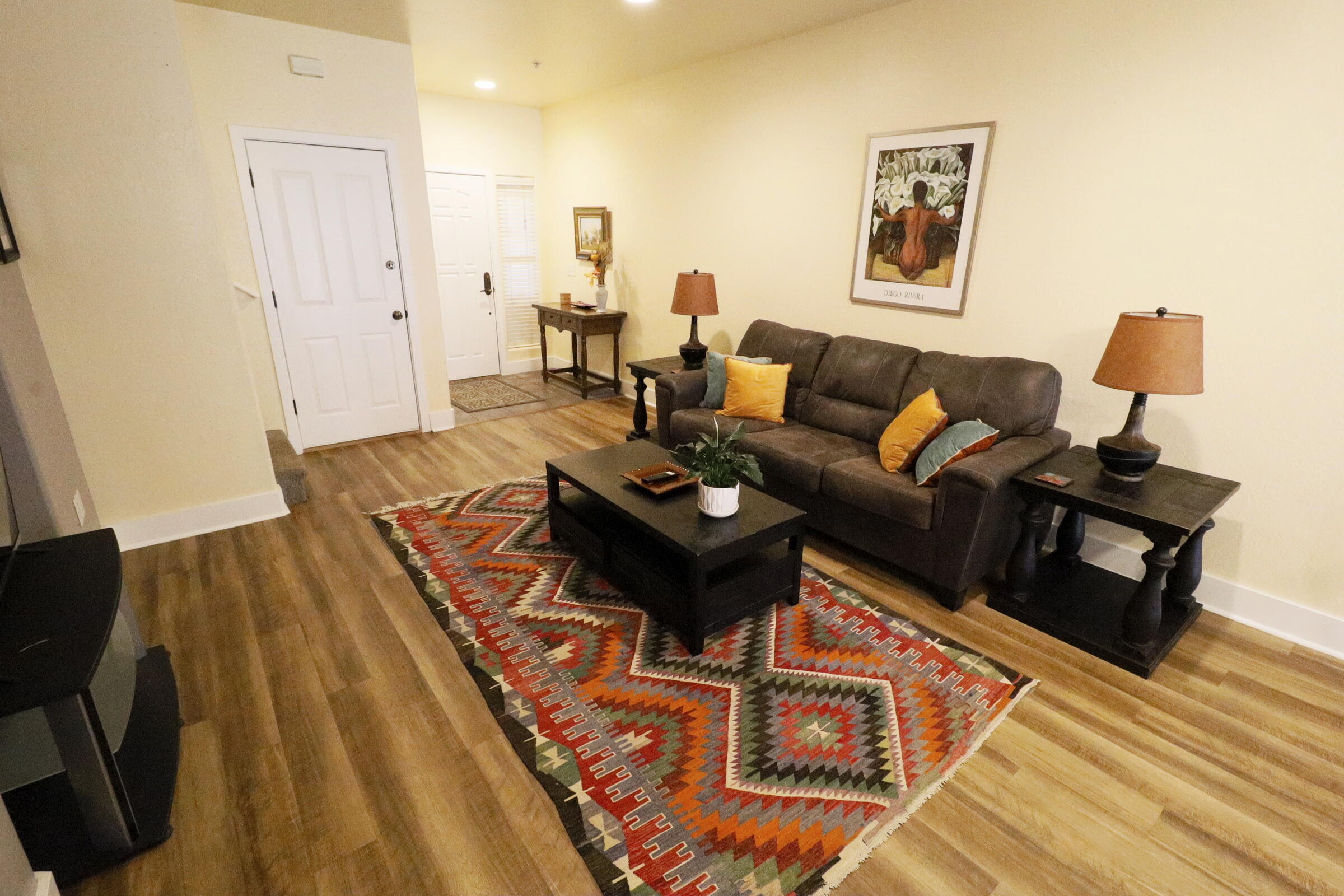 2210 East Barnett Road, Unit 2 Medford, OR 97504 - Photo 9 of 23 _MG_4949