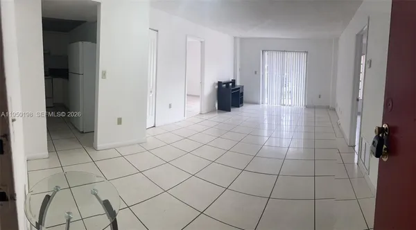 $1,900 | 4717 Northwest 7th Street, Unit 20410, Miami, FL 33126