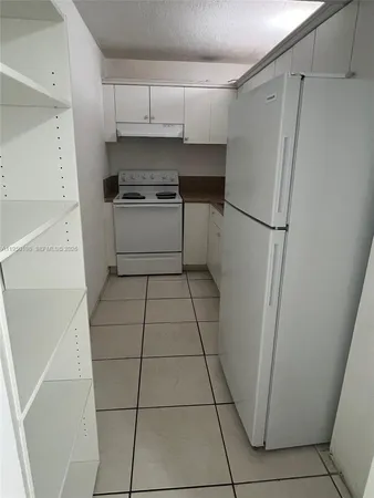 $1,900 | 4717 Northwest 7th Street, Unit 20410, Miami, FL 33126