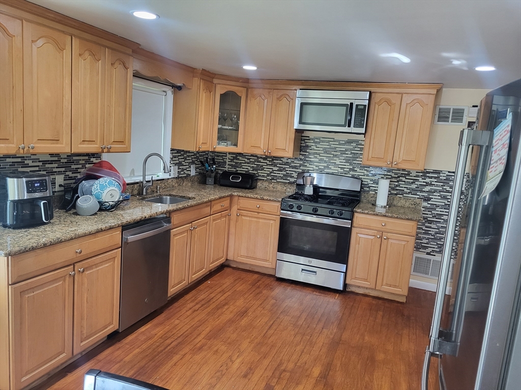 69 Berlin Street Dedham, MA 02026 - Photo 22 of 40