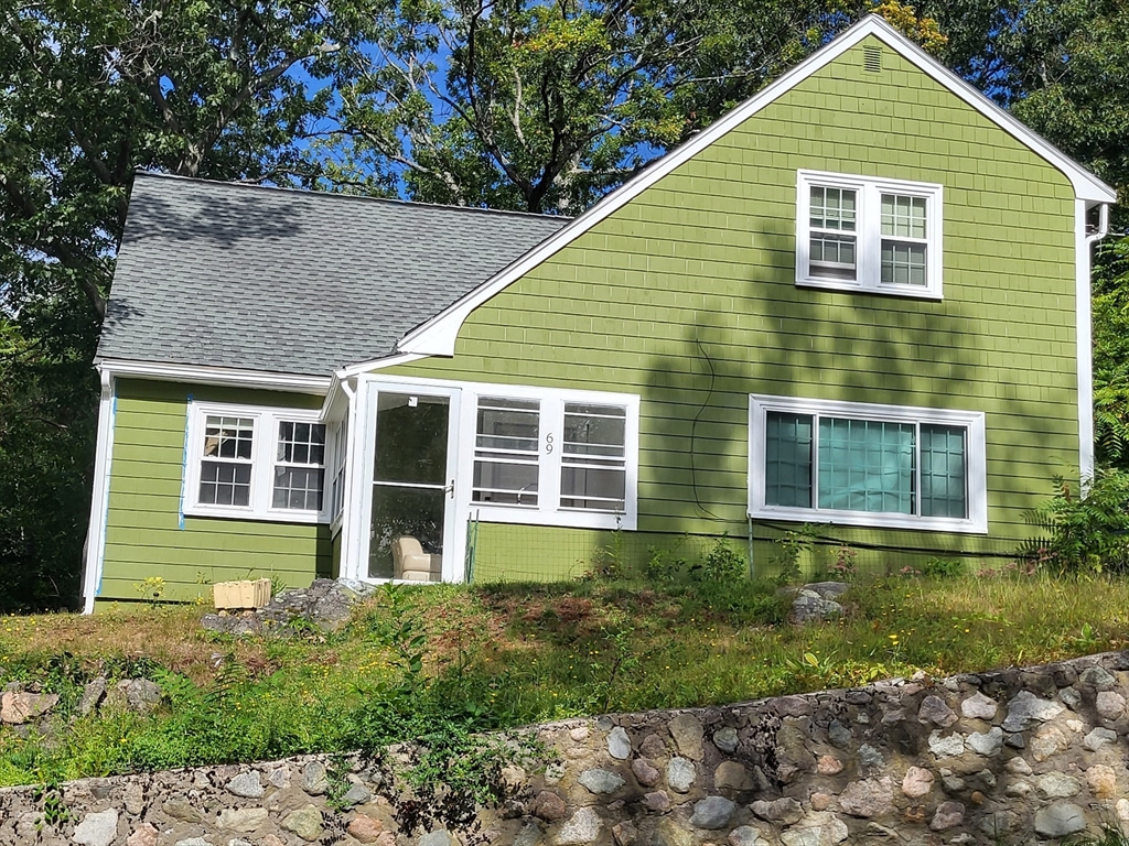 69 Berlin Street Dedham, MA 02026 - Photo 5 of 40