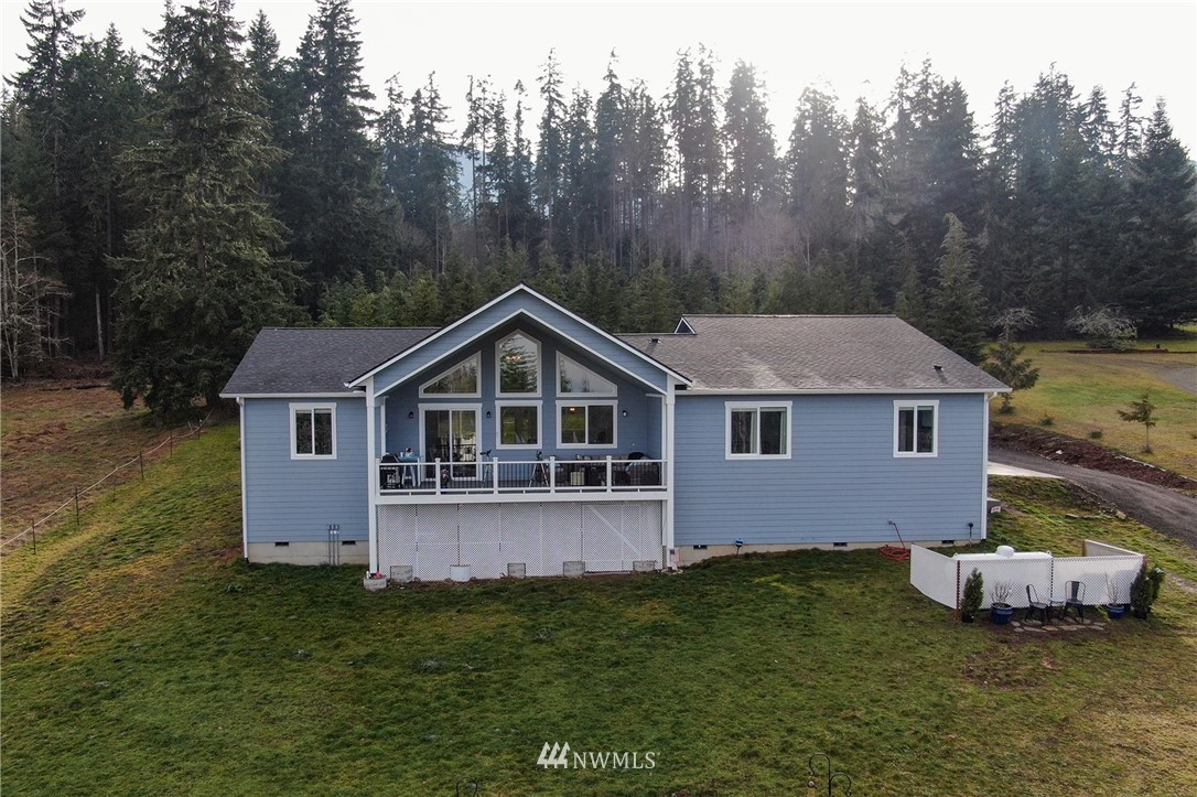 181 Baker Farm Road Port Angeles, WA 98362 - Photo 3 of 40 Gallery Image 3