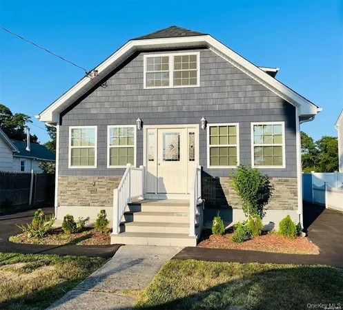 $3,950 | 11 Grant Avenue, Brentwood, NY 11717