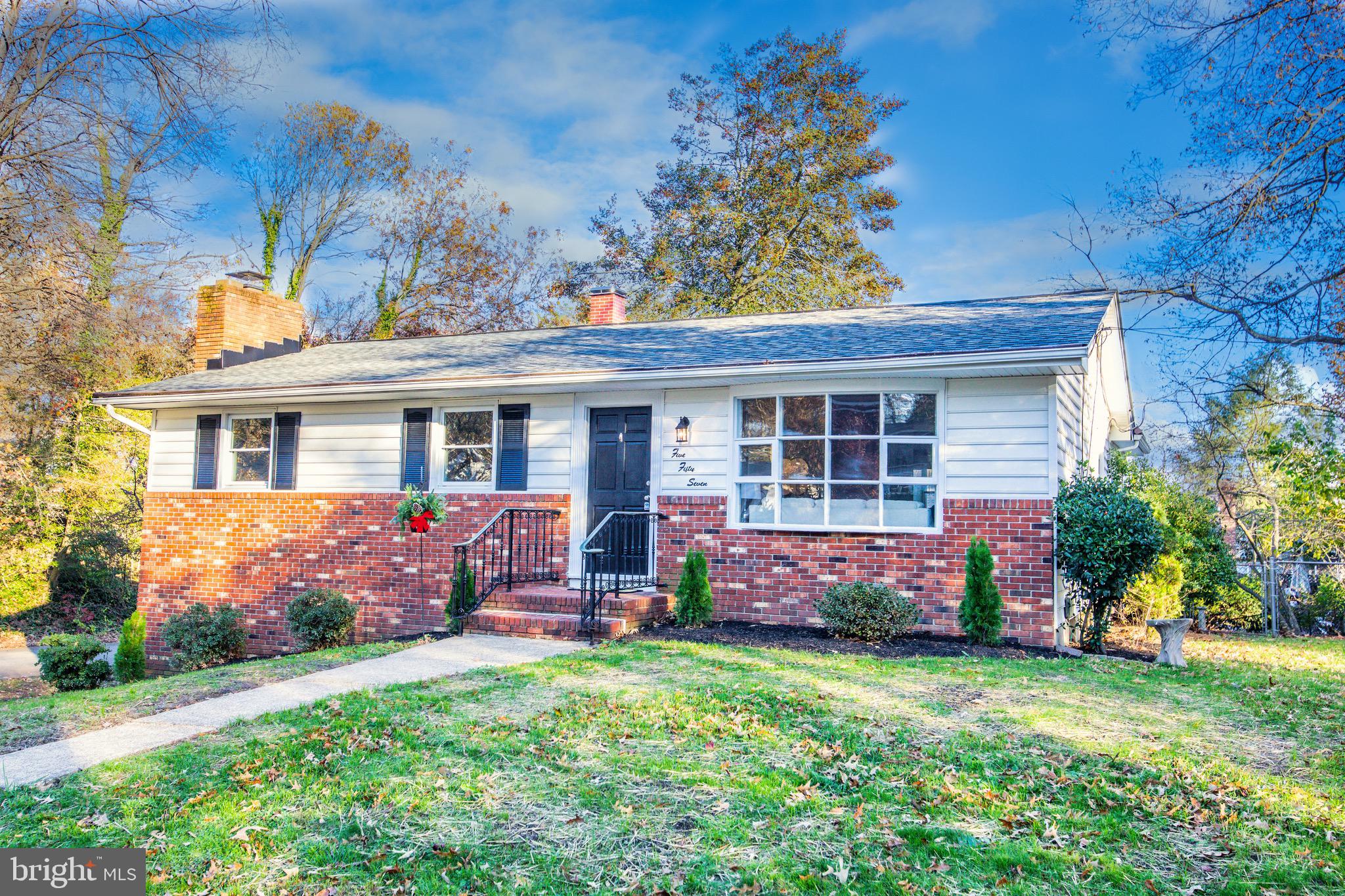557 Manor Road Severna Park, MD 21146 - Photo 1 of 54 Gallery Image 1