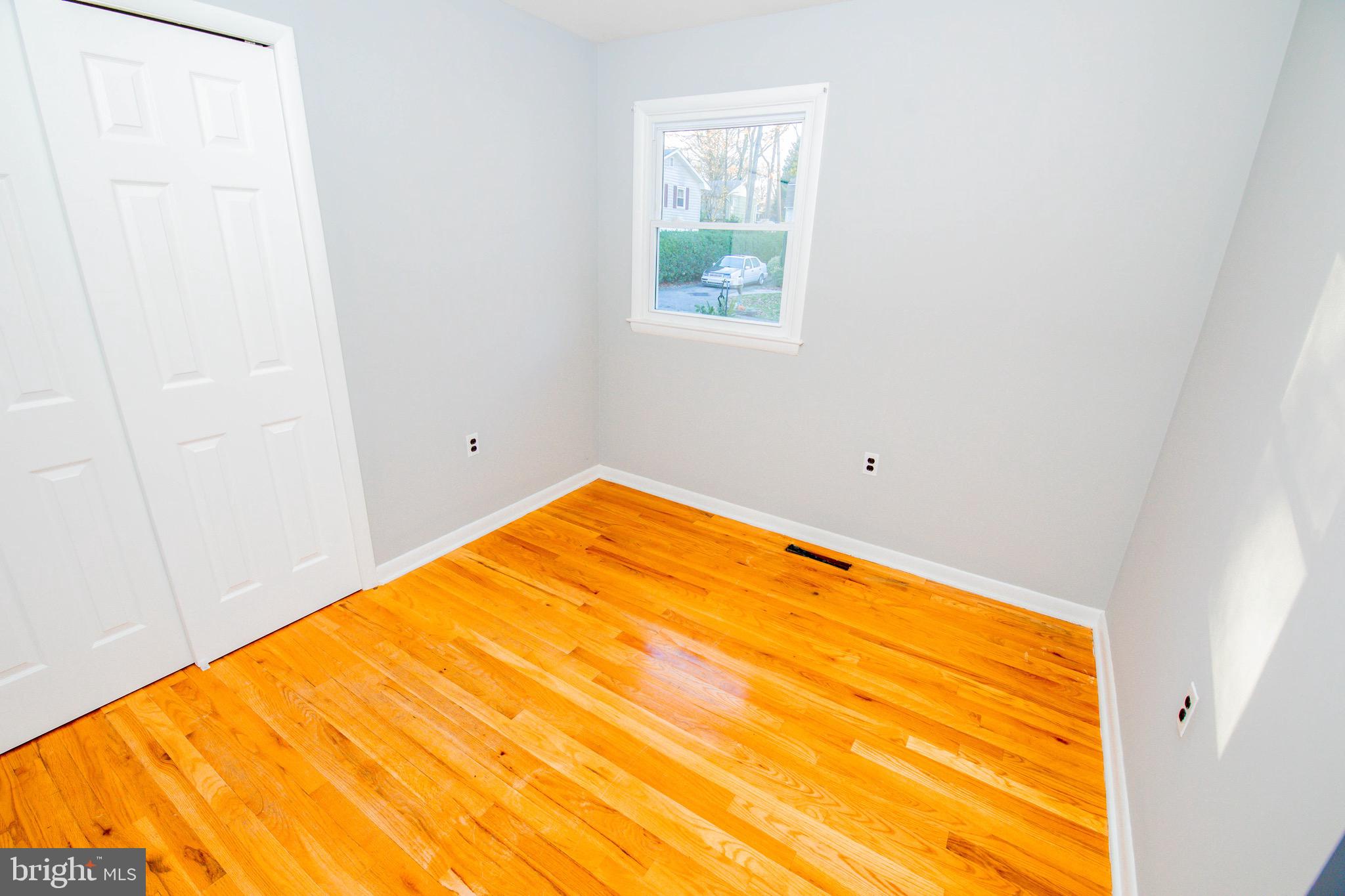 557 Manor Road Severna Park, MD 21146 - Photo 29 of 54 Bedroom 2