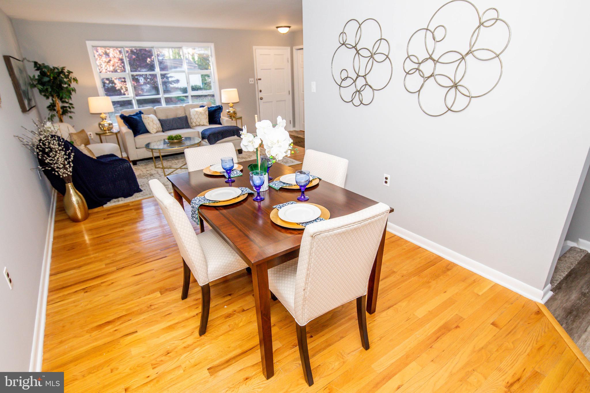 557 Manor Road Severna Park, MD 21146 - Photo 5 of 54 Dining Room/Living Room