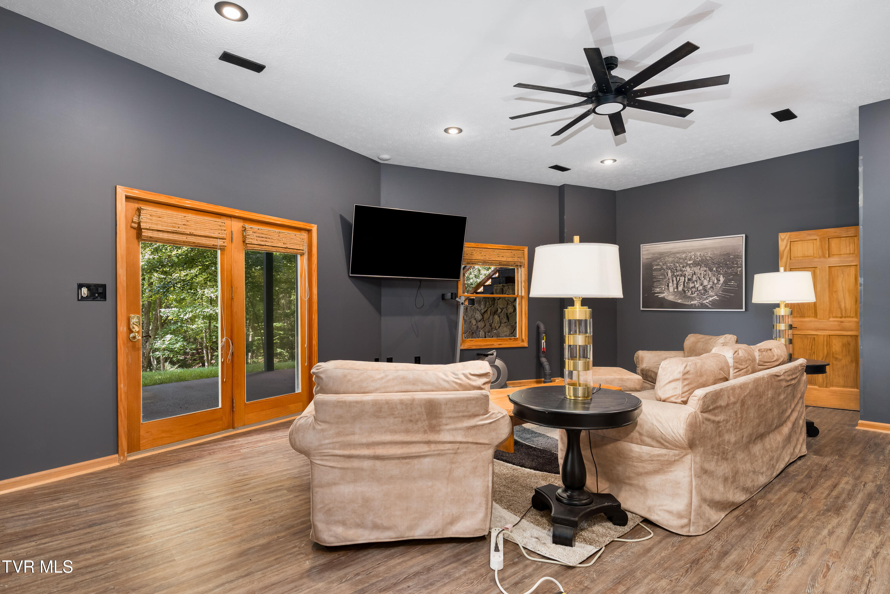 191 Bear Ridge Drive Butler, TN 37640 - Photo 34 of 80 191 Bear Ridge Dr (74 of 80)