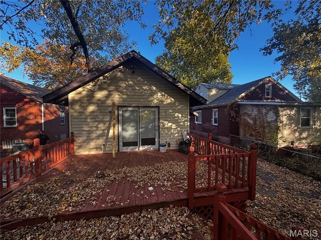 $90,000 | 10053 Diamond Drive, Riverview, MO 63137