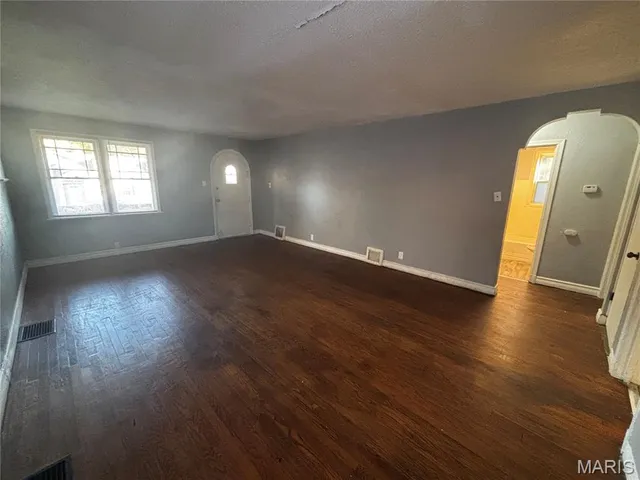 $90,000 | 10053 Diamond Drive, Riverview, MO 63137