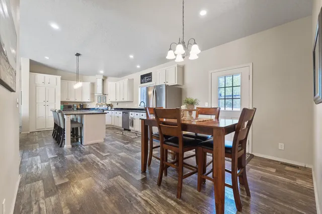 $570,000 | 1906 West Montgomery Road, Deer Park, WA 99006