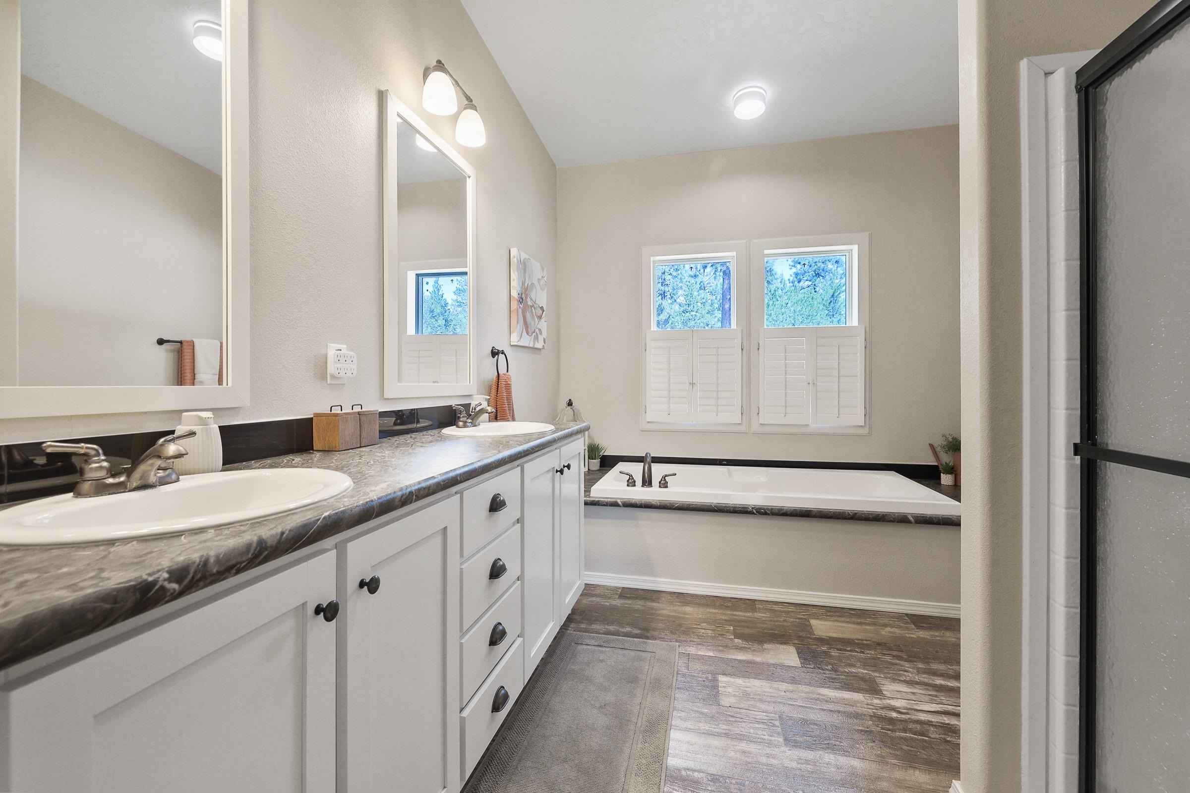 1906 West Montgomery Road Deer Park, WA 99006 - Photo 17 of 33