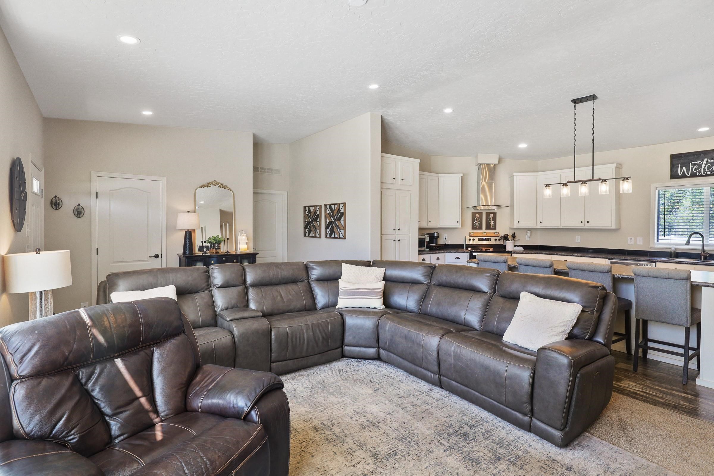 1906 West Montgomery Road Deer Park, WA 99006 - Photo 7 of 33