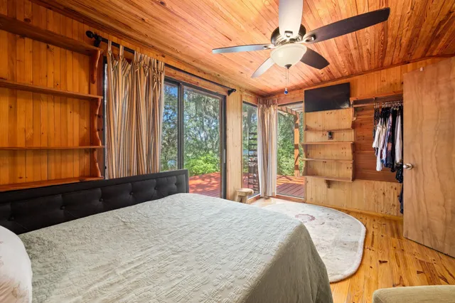 $145,000 | 219 North Cooper Lake Drive, Interlachen, FL 32148