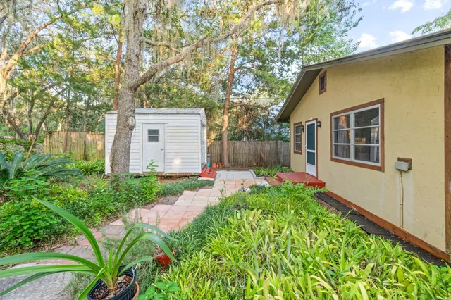 $145,000 | 219 North Cooper Lake Drive, Interlachen, FL 32148