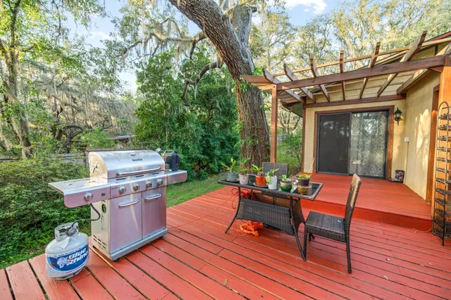 $145,000 | 219 North Cooper Lake Drive, Interlachen, FL 32148