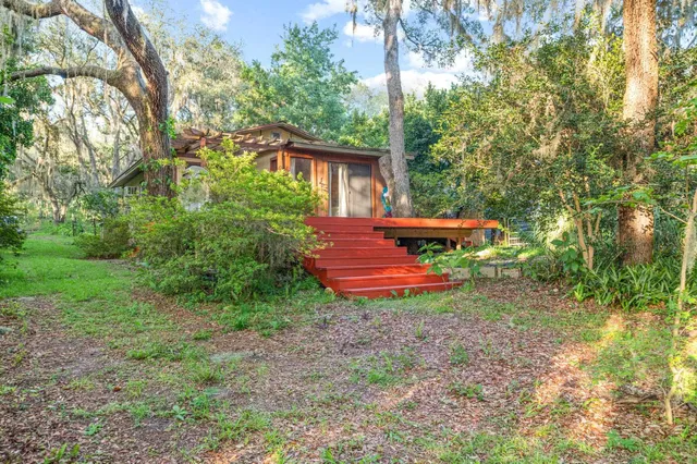 $145,000 | 219 North Cooper Lake Drive, Interlachen, FL 32148