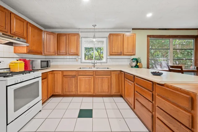 $145,000 | 219 North Cooper Lake Drive, Interlachen, FL 32148