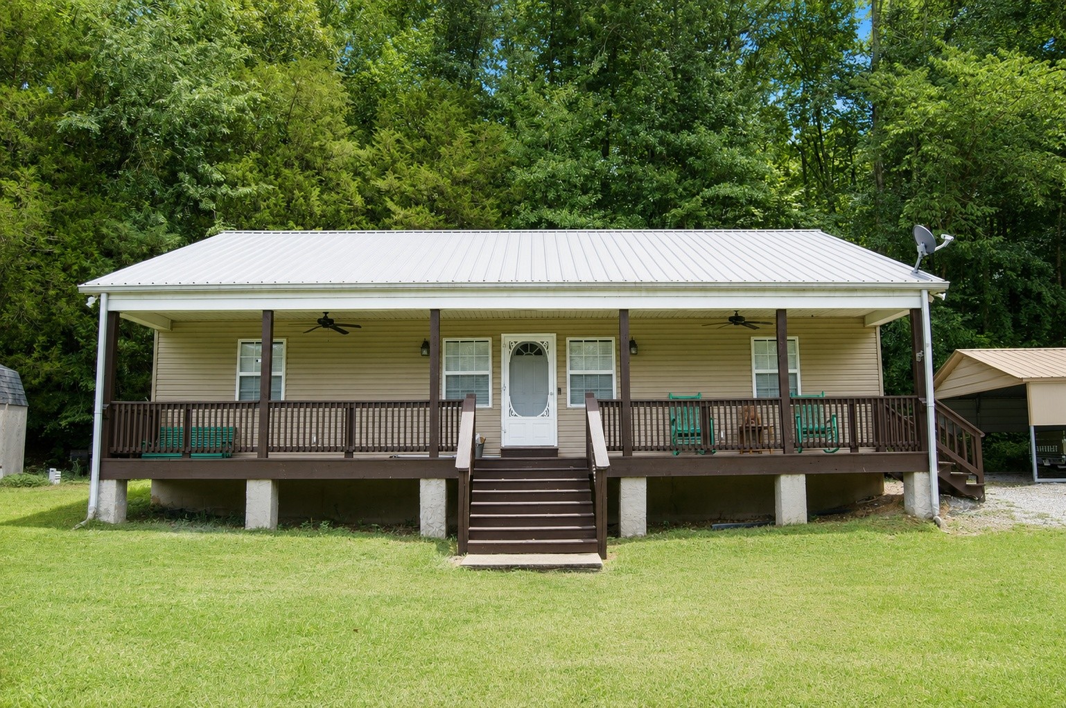 6866 Cuba Landing Road Waverly, TN 37185 - Photo 1 of 23