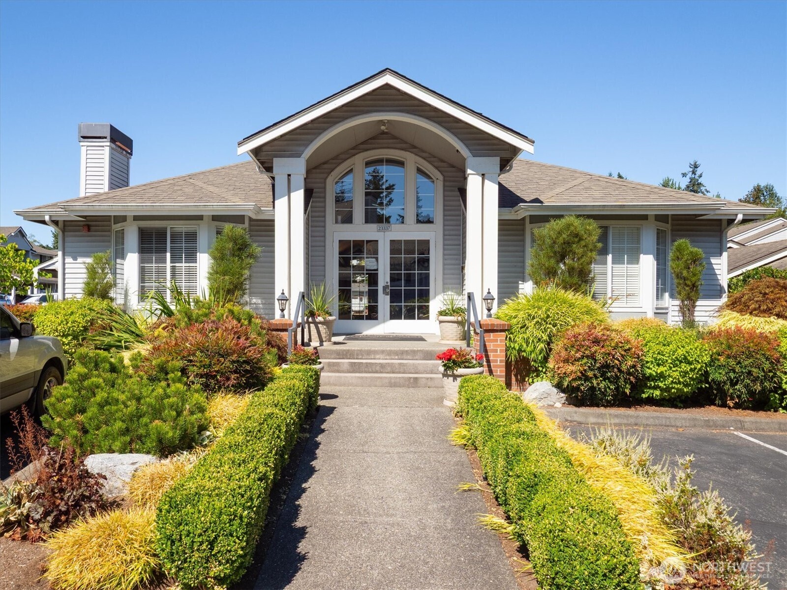 23319 Cedar Way, Unit K105 Mountlake Terrace, WA 98043 - Photo 22 of 28